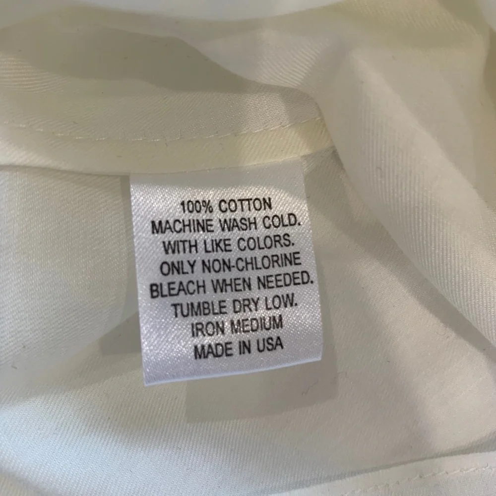 Sally Tseng| 100% Cotton Short Puff Sleeve Blouse - Picture 7 of 7